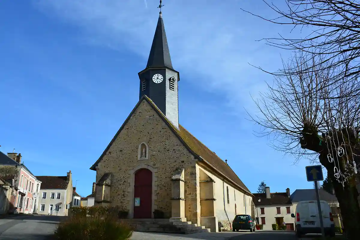 église Neufchâtel en Saosnois
